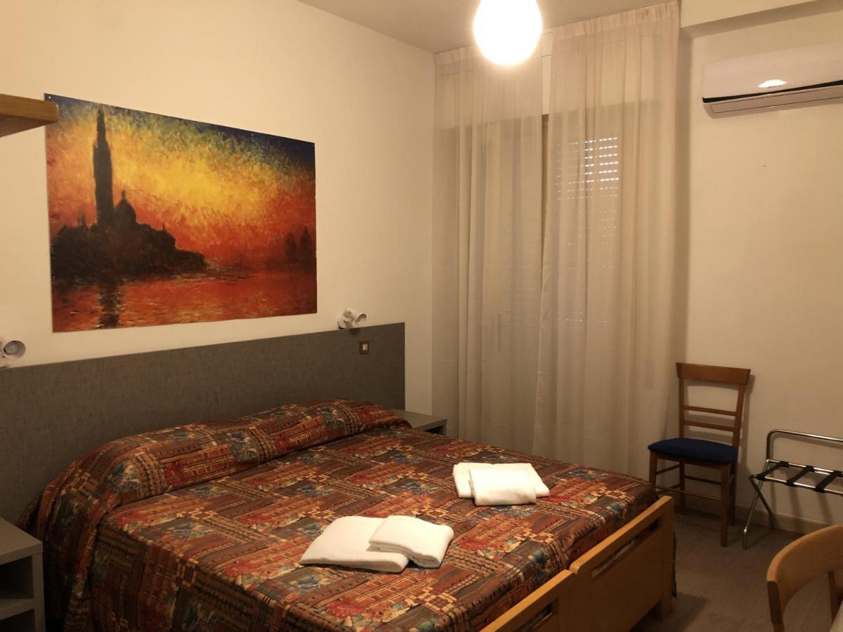 Hotel Adriatico ビビオーネ エクステリア 写真