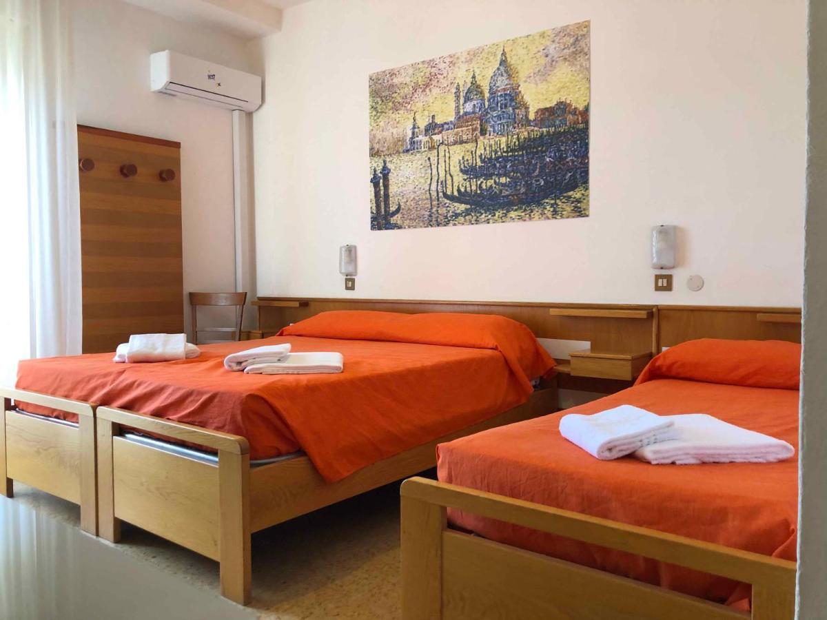 Hotel Adriatico ビビオーネ エクステリア 写真