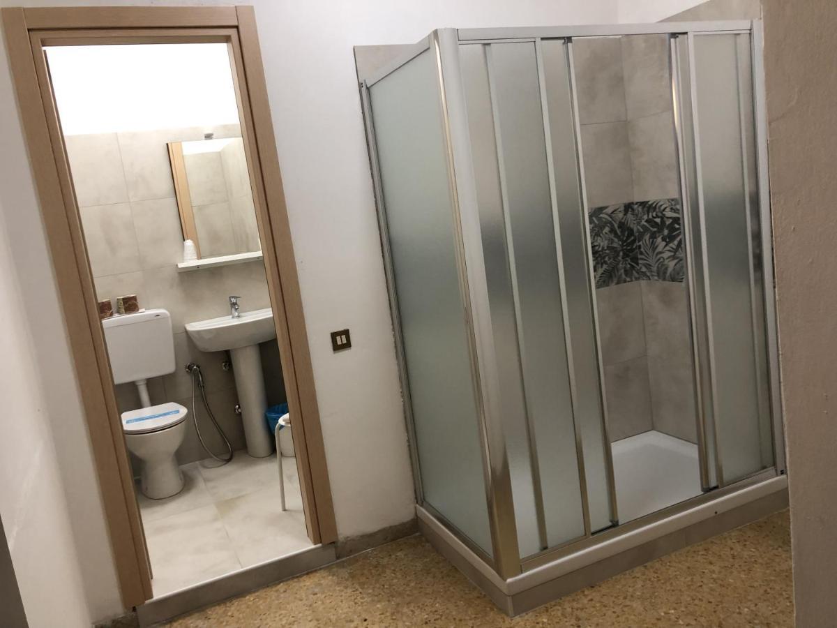 Hotel Adriatico ビビオーネ エクステリア 写真