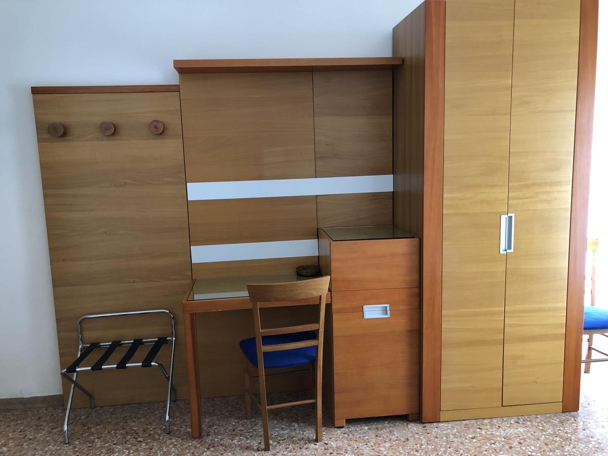 Hotel Adriatico ビビオーネ エクステリア 写真